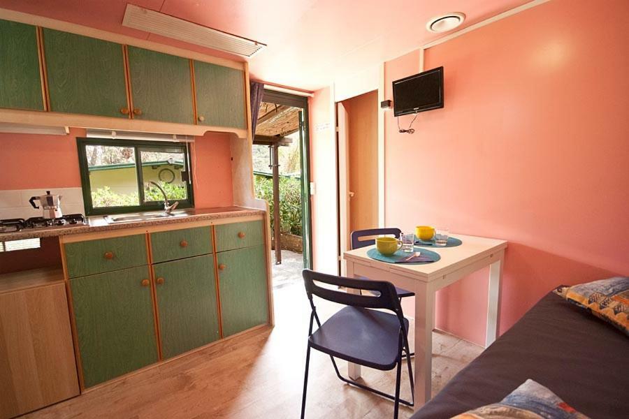 Acquaviva Village Camping Portoferraio Extérieur photo