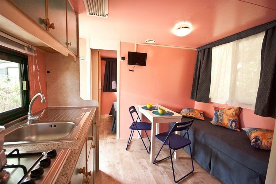 Acquaviva Village Camping Portoferraio Extérieur photo